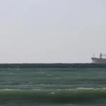 Irán dice que atacó fragata de EEUU en el estrecho de Ormuz mientras Pentágono lo desmiente